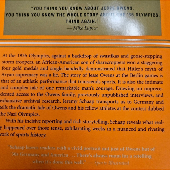 4 for $8 | TRIUMPH The Untold Story of Jesse Owens by Jeremy Schaap - Picture 8 of 9